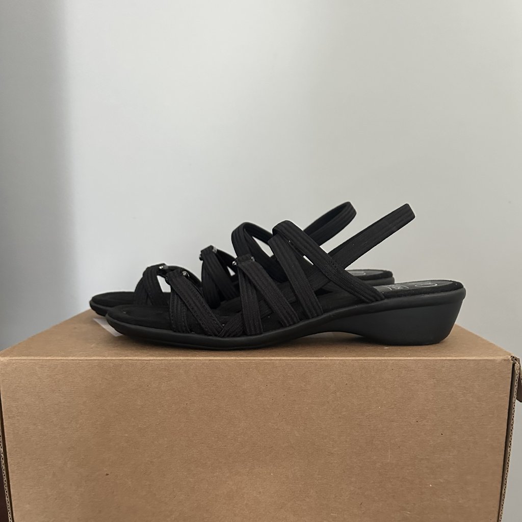 Impo Stretch Sandals Size 6